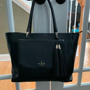 Classic Black Kate Spade Bag - You need this!